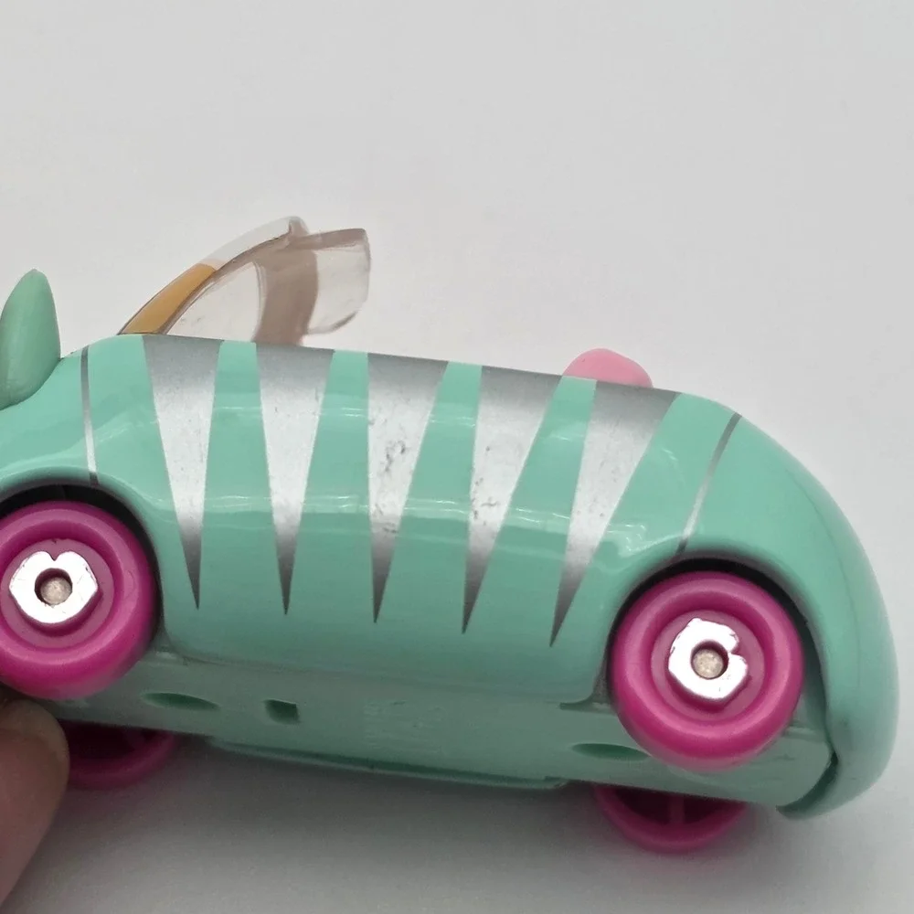 Shopkins Cutie Cars Cat Convertible Mint Green Pink‎ Die-Cast Retro Toy Vehicle